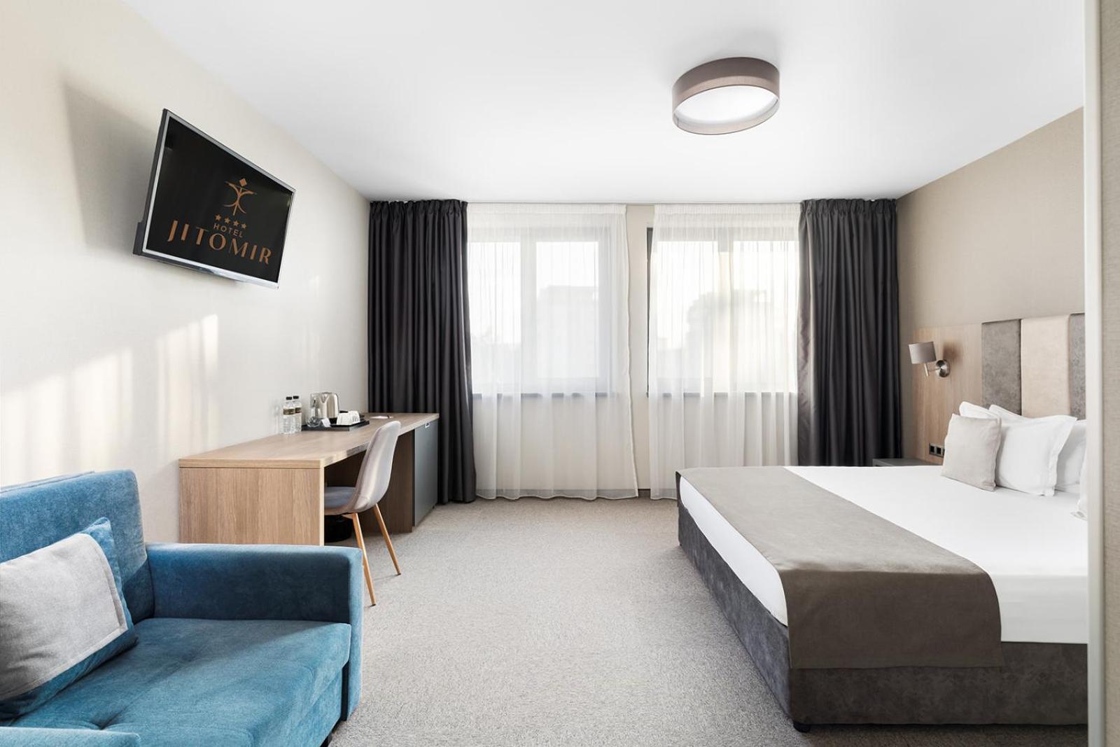 Jitomir Hotel มอนตานา ภายนอก รูปภาพ